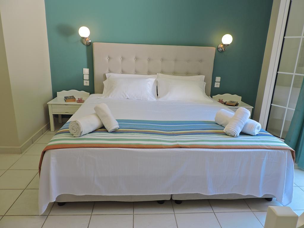 Villa Theodora Lakíthra Екстериор снимка